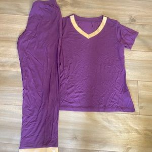 Latuza Women's V-Neck Sleepwear Short Sleeves Top with Pants Pajama Set (purple)